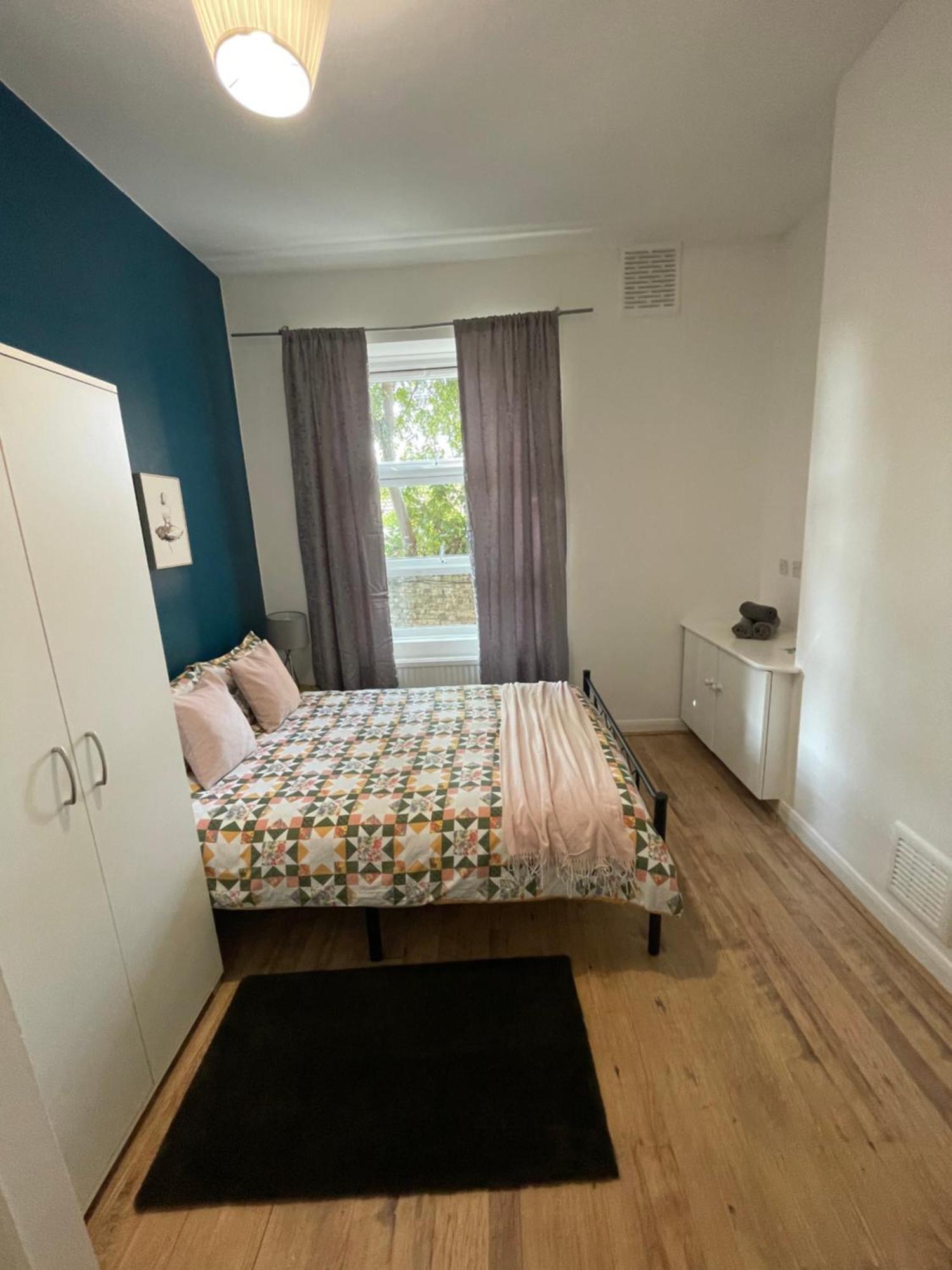 Contemporary Private Rooms Near Central London Bagian luar foto